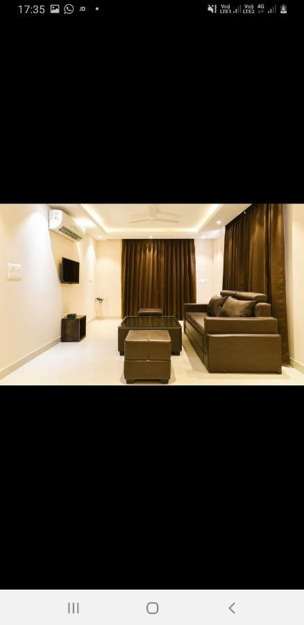 Aval International Hotel คูร์เคาน์ ภายนอก รูปภาพ